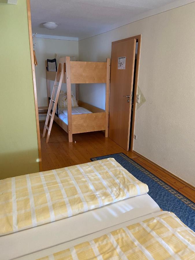 Hotel Goldener Loewe Gunzburg Bagian luar foto